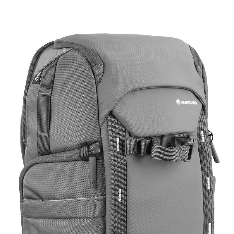 VANGUARD MOCHILA VEO ADAPTOR S46 Black Modern Camera Backpack With USB Port