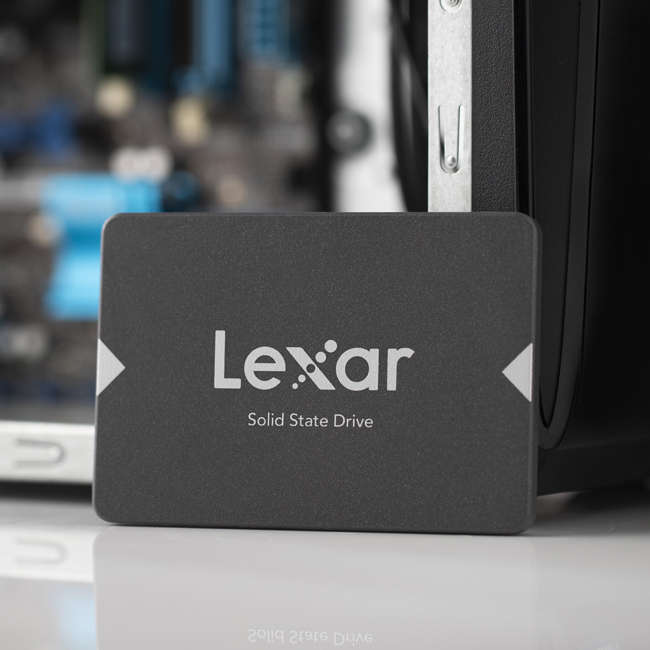 Lexar® NS100 2.5" 512GB SATA III 6GB/s Solid State Drive