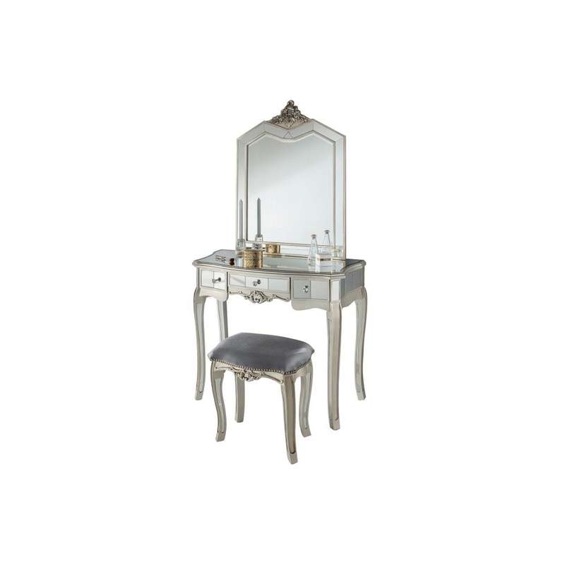 Vintage Mirror Dresser Set Classic And Stylish Bedroom Furniture