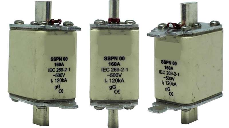 Solarix 500V 160A NH00 Ceramic Din Fuse