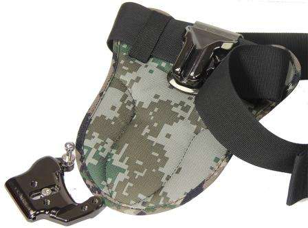 Promate Bolster Universal SLR Holster with Quick Release Latch - Camouflage