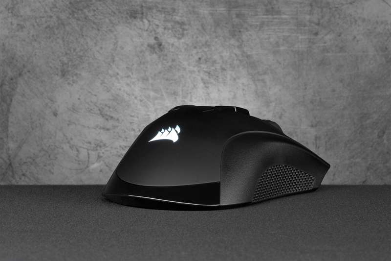 Corsair IronClaw RGB Wireless rechargeable Gaming Mouse