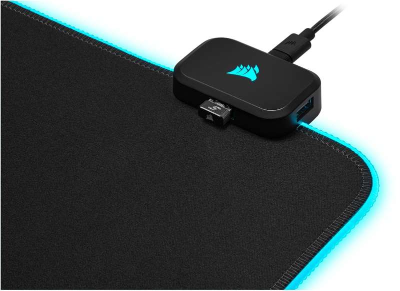 Corsair MM700 RGB extended Gaming MousePad 930 x400 x 4mm - RGB