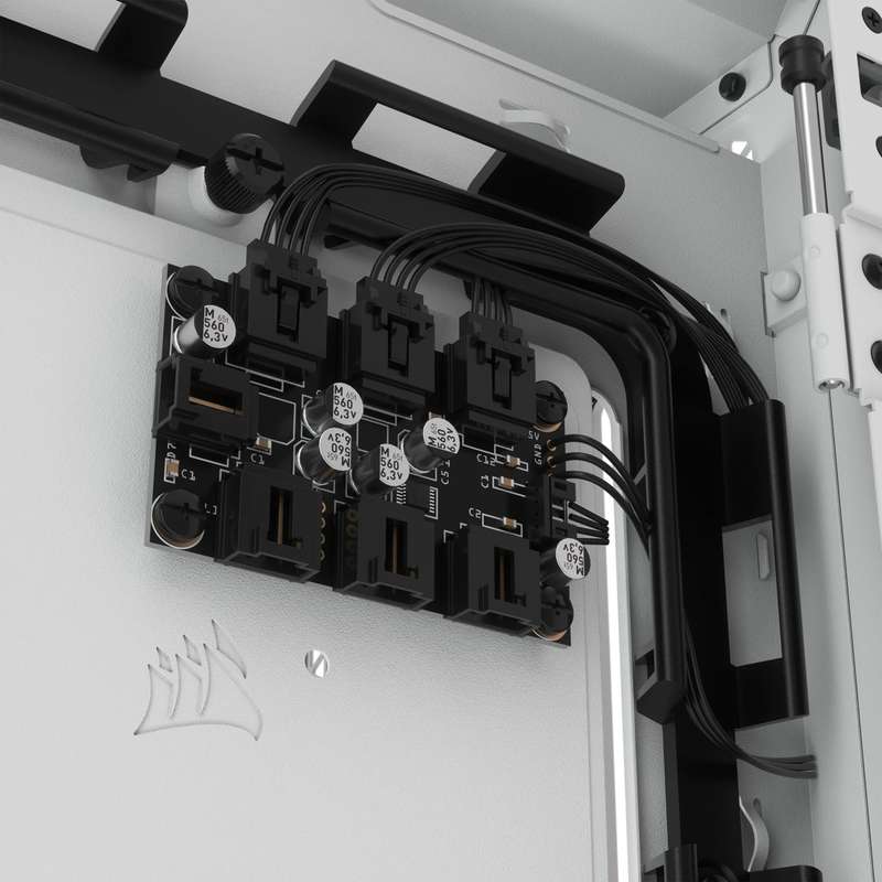 Corsair iCUE 5000X RGB Tempered Glass Mid-Tower ATX PC Smart Case White