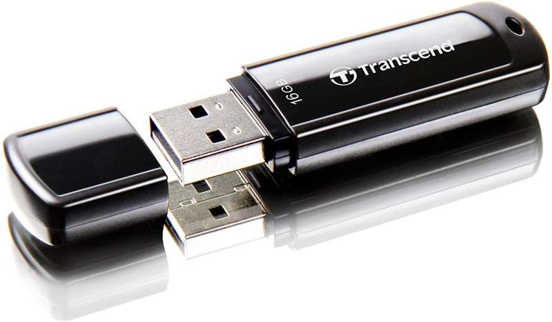 Transcend JetFlash 700 USB 3.0 Super Speed Flash Drive - 16GB
