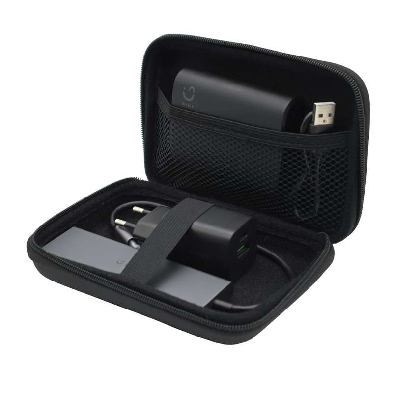 Winx Go Rugged Hardhsell Protective Carry Case - Black