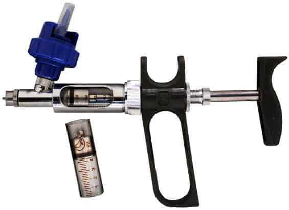 Adjustable and Continuous Animal Syringe