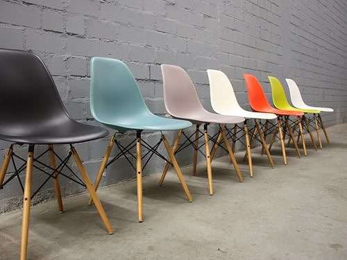 Emmy Wooden Leg Cafe Chair