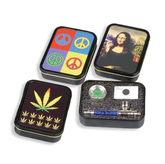 Rasta Pipe - Tin set with grinder (assorted) (Pipe8542)