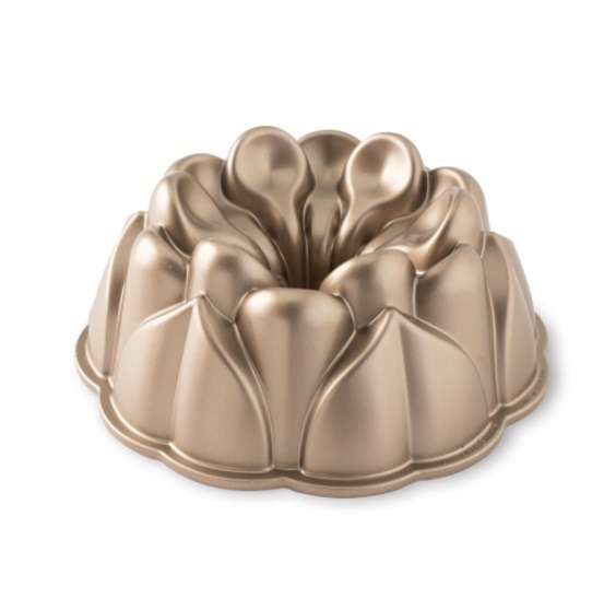 Nordic Ware Magnolia Bundt Pan (93848)