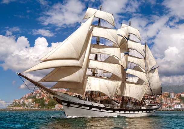 Tall Ship Leaving Harbour (500 Piece Puzzle)