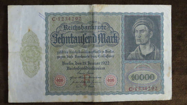 Germany - 10 000 Mark, 1922, p-70 with Green Underprint Back