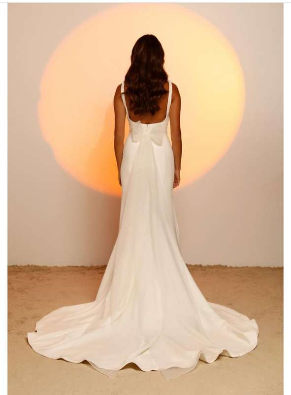 Tawanda , simply stretchy mermaid wedding dress.