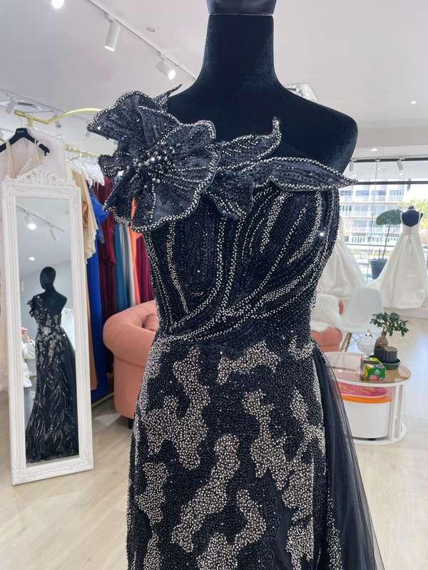 Black evening mermaid dress with gold beadwork