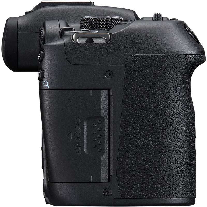 Canon EOS R7 + RF 18-150mm Lens
