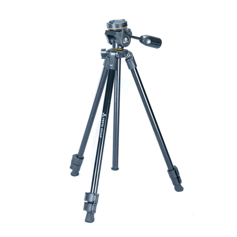 Vanguard Vesta 203AP Aluminum Pan Head Tripod