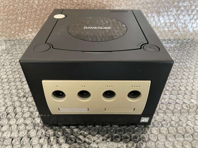 Nintendo Game Cube PAL Console Black + Game : Retro ()
