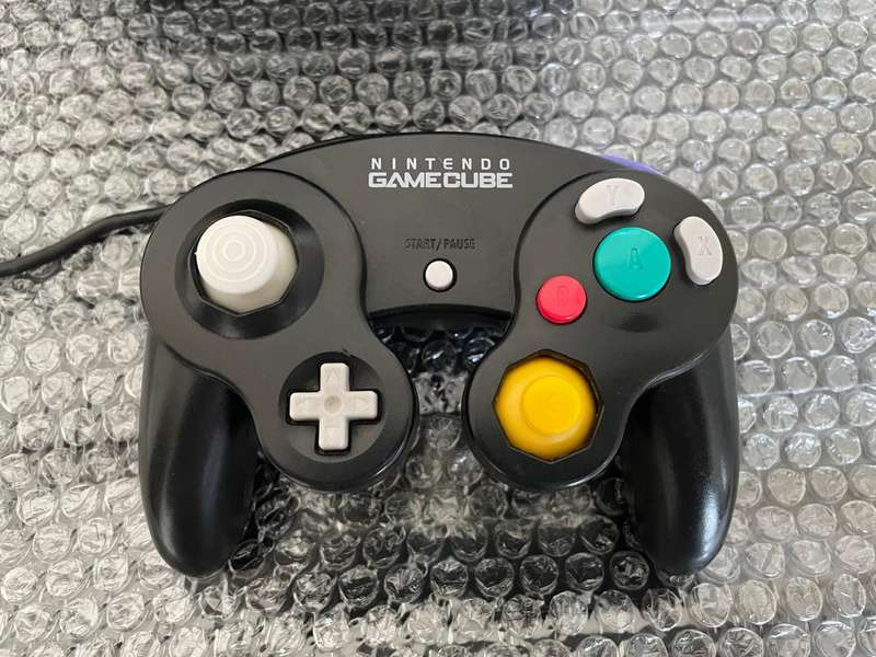 Nintendo Game Cube PAL Console Black + Game : Retro ()