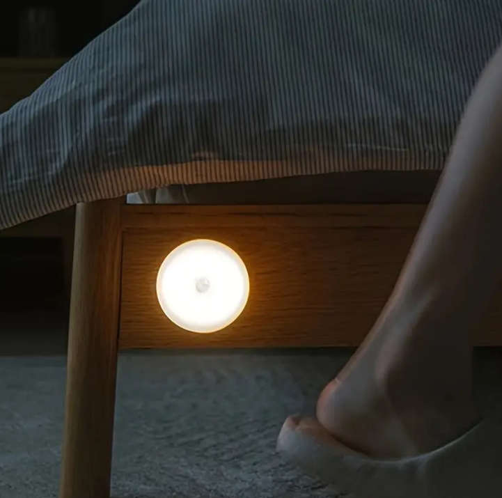 Motion Sensing LED Nightlight - USB Rechargeable Cool and Warm White