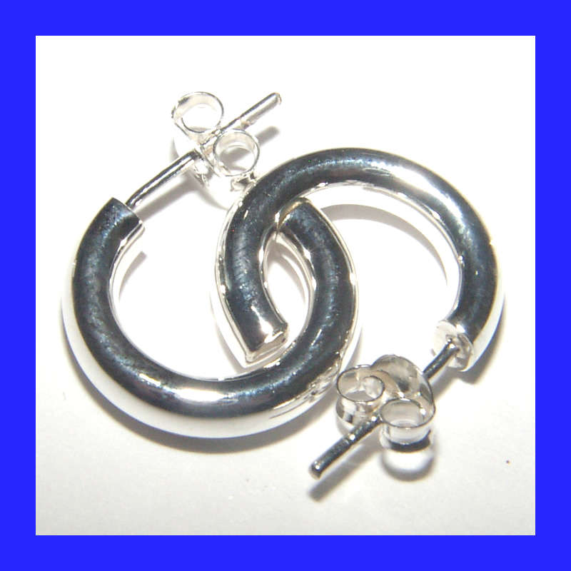 Gorgeous Hoop Earrings in Solid Sterling Silver