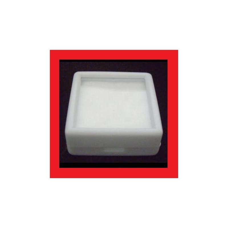 WHITE GEM DISPLAY BOXES 4cm x 4cm