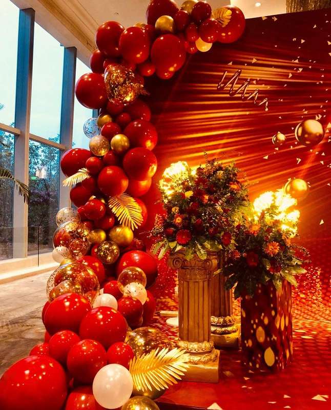BubbleBean - Romantic Rose Red Garland Balloon Kit