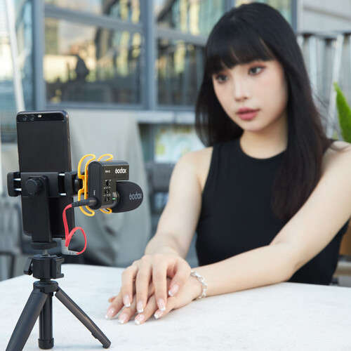 Godox IVM-S2 Compact Camera-Mount Shotgun Microphone