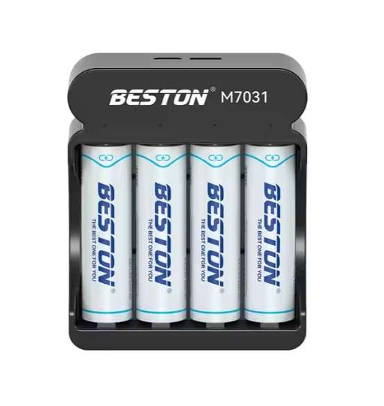 Beston M7031 Charger and Batteries (4 x AA 1.5V 2200mWh)