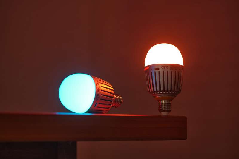 Godox C7R KNOWLED RGBWW Creative Bulb Light