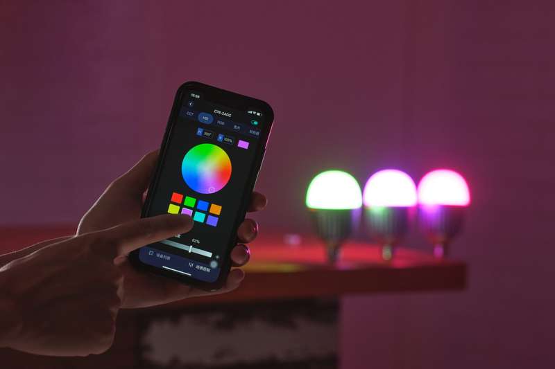 Godox C7R KNOWLED RGBWW Creative Bulb Light