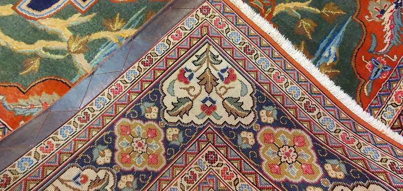 Very Fine Persian Qum Carpet 189cm x 138cm Hand Knotted