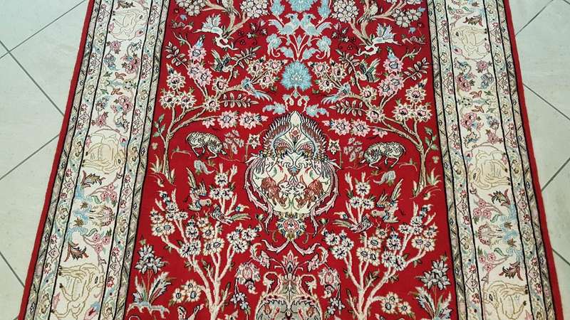 Persian Isfahan Carpet 234cm x 158cm Hand Knotted Tree of Life Design
