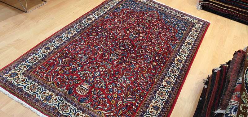 Very Fine Persian Sarough 207cm x 135cm Hand knotted