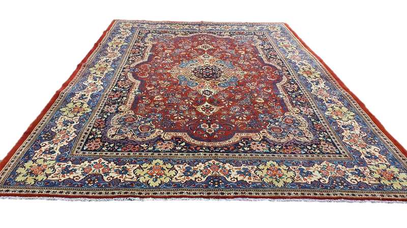 Persian Arak Carpet 394cm x 292cm Hand Knotted