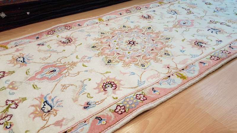 Persian Tabriz Carpet 298cm x 77cm Hand Knotted
