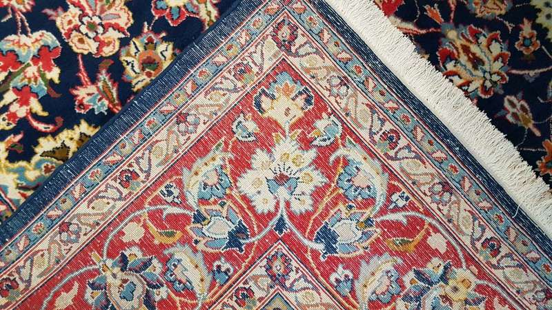 Persian Isfahan Carpet 320cm x 217cm Hand Knotted