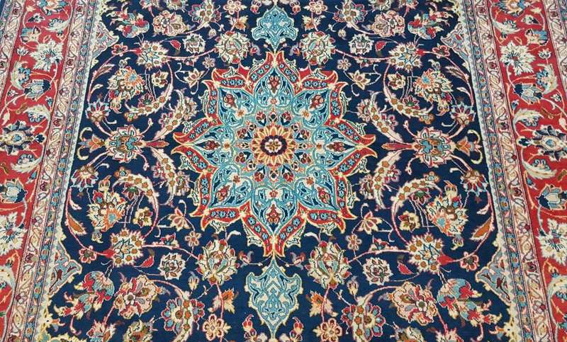Persian Isfahan Carpet 320cm x 217cm Hand Knotted
