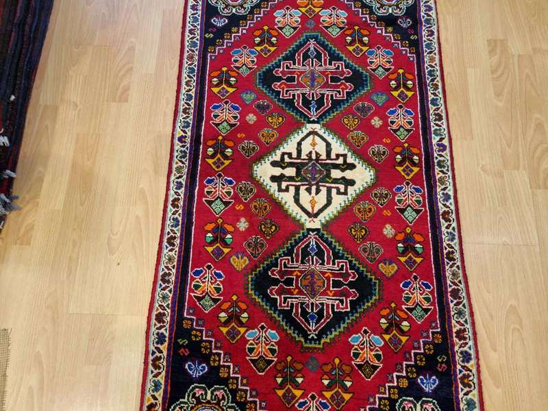 Very Fine Persian Qashqai Carpet 152cm x 76cm Hand Knotted