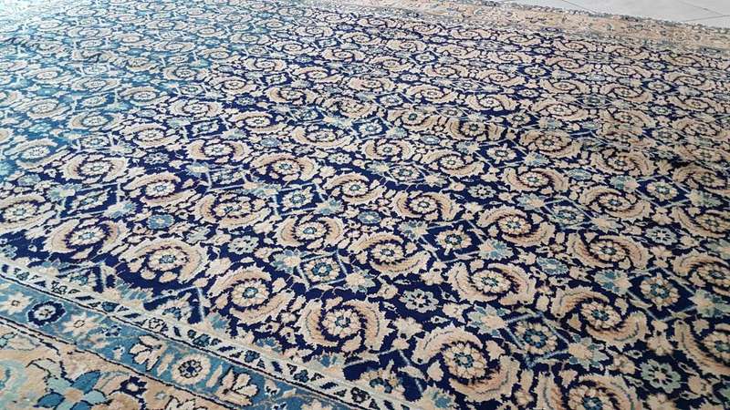 Very Fine Antique Tabriz Carpet 306cm x 203cm Hand Knotted