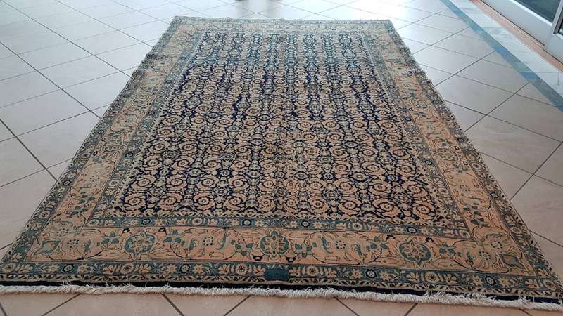 Very Fine Antique Tabriz Carpet 306cm x 203cm Hand Knotted