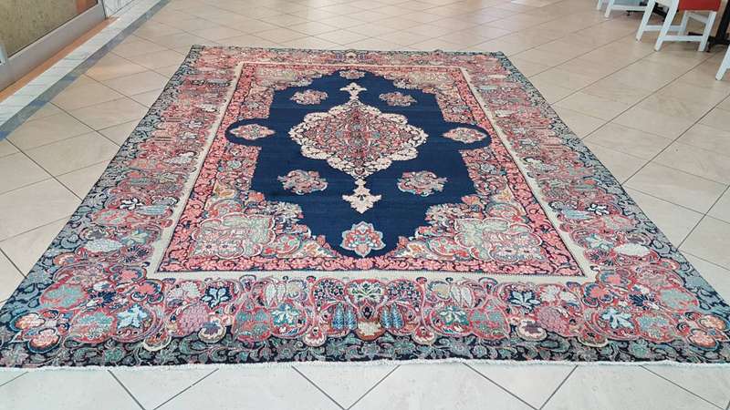 Very Fine Persian Sarough Carpet 365cm x 265cm Hand Knotted