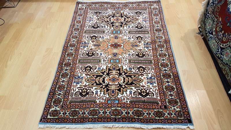 Very Fine Persian Ardebil Carpet 150cm x 100cm Hand Knotted
