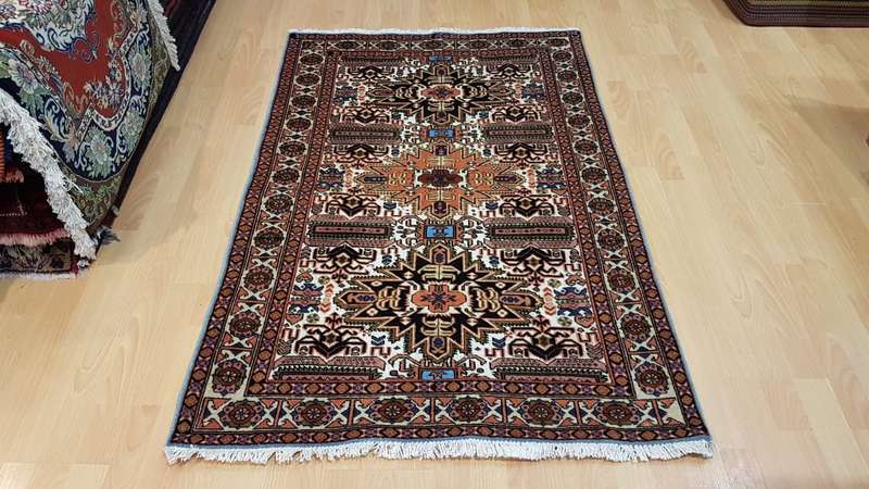 Very Fine Persian Ardebil Carpet 150cm x 100cm Hand Knotted