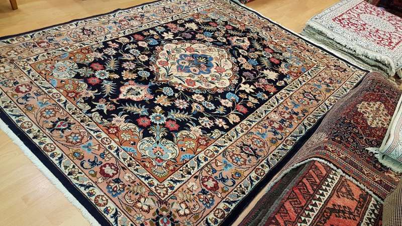 Persian Sarough Carpet 230cm x 170cm Hand Knotted