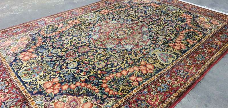 Very Fine Persian Qum Carpet 300cm x 208cm Hand Knotted
