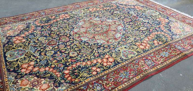 Very Fine Persian Qum Carpet 300cm x 208cm Hand Knotted