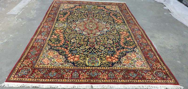 Very Fine Persian Qum Carpet 300cm x 208cm Hand Knotted