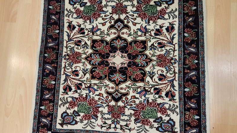 Very Fine Persian Bidjar Carpet 82cm x 75cm Hand knotted