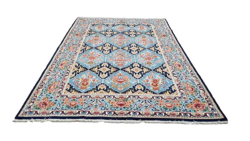 Very Fine Persian Bakhtiari Carpet 300cm x 200cm Hand Knotted