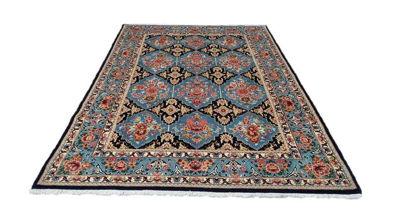 Very Fine Persian Bakhtiari Carpet 300cm x 200cm Hand Knotted